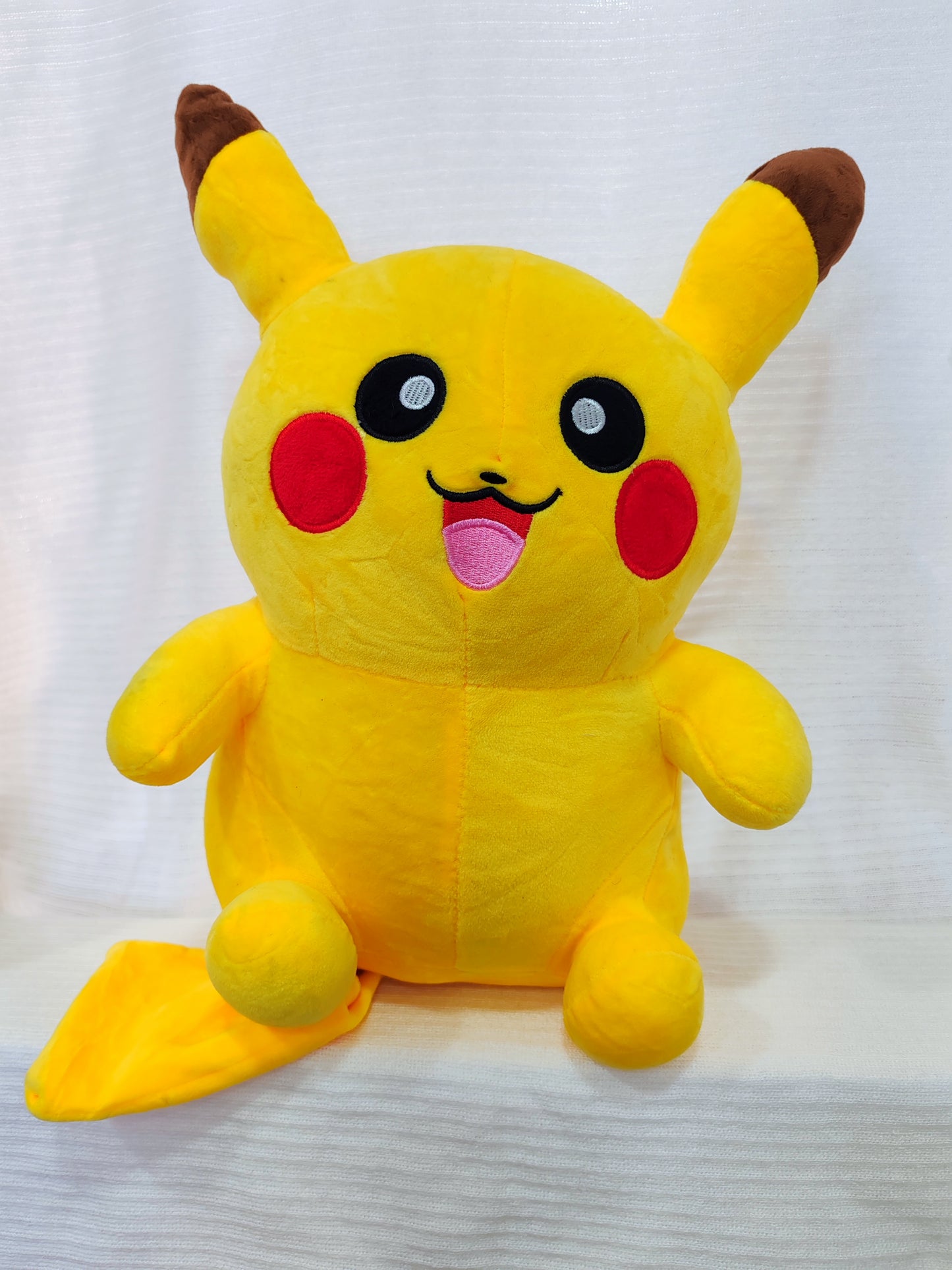 Peluche - Pokemon - pikachu |